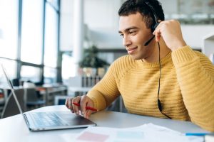 The Pros and Cons of a Virtual Health Assistant