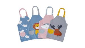 Tips on Getting the best childrens art apron from wholesale suppliers