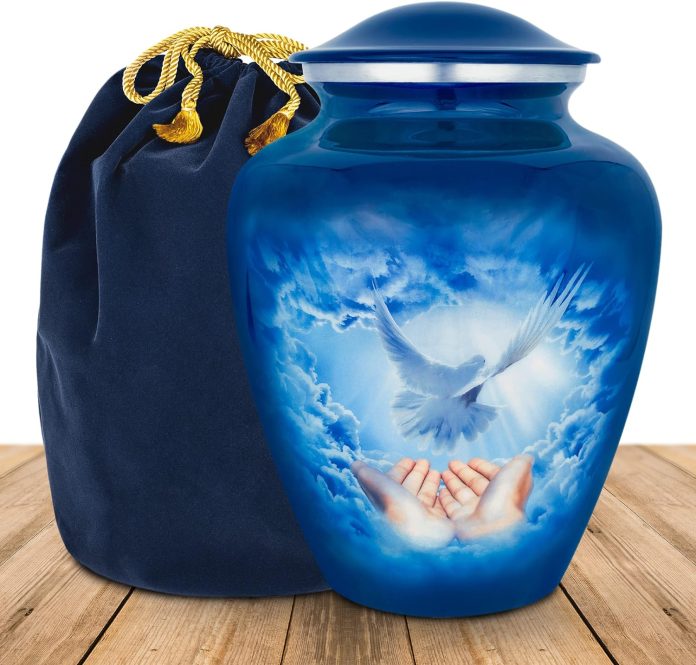 Honoring Cherished Memories with Thoughtfully Prepared Cremation Urns